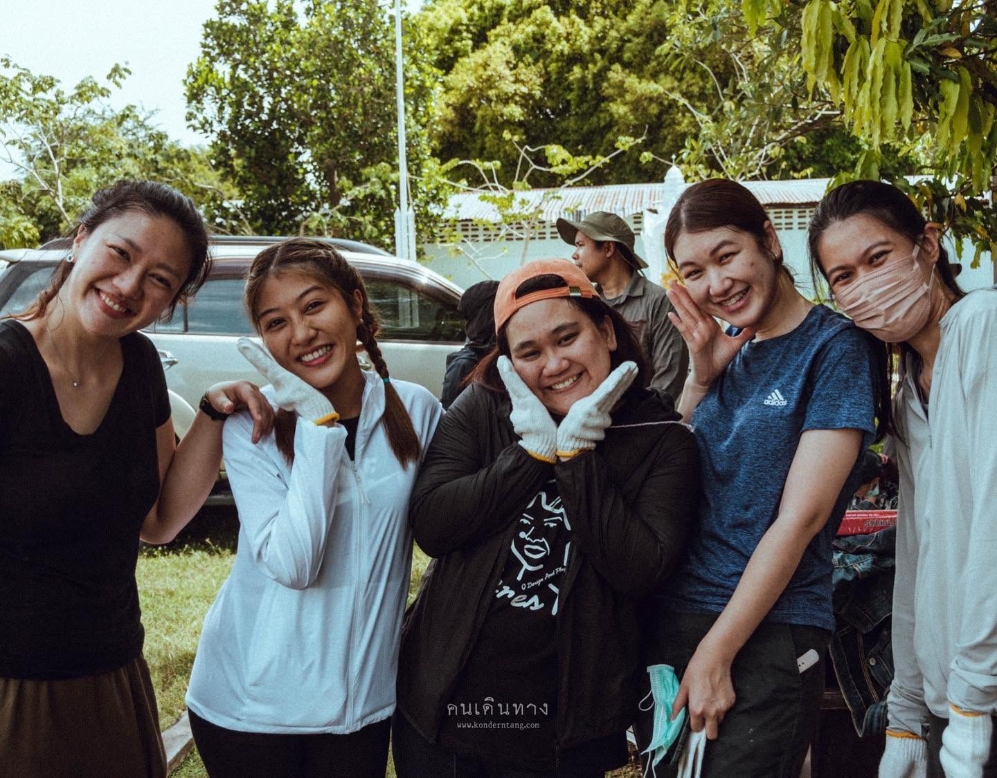 GMH Charity Roofing the School activity in Don Ton, Lopburi, photo 4 of 15