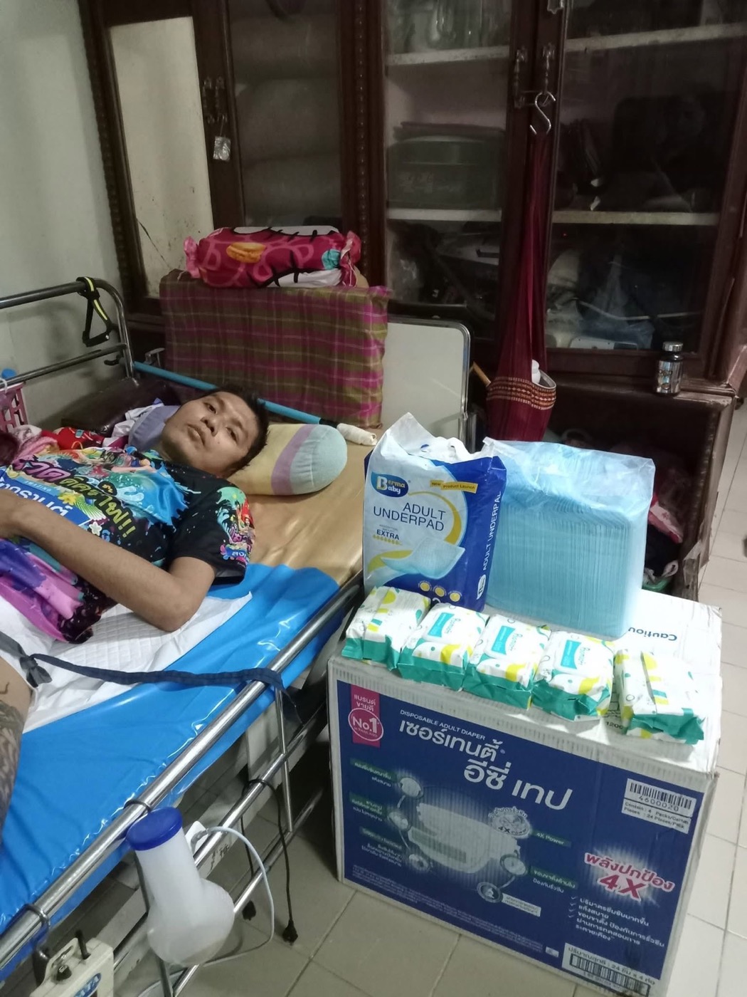 GMH Charity support visit for bedridden patients, photo 5 of 6